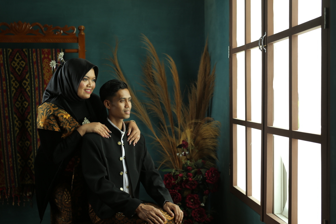 Acara pernikahan fileminimizer.jpg