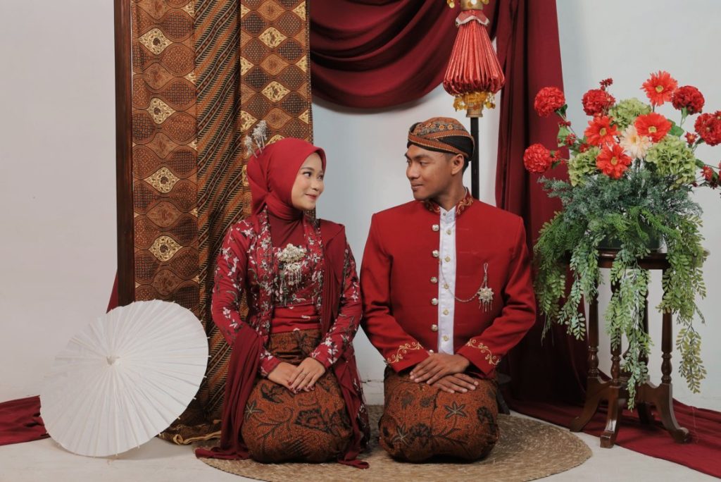 Fajriyah & taufik arrum