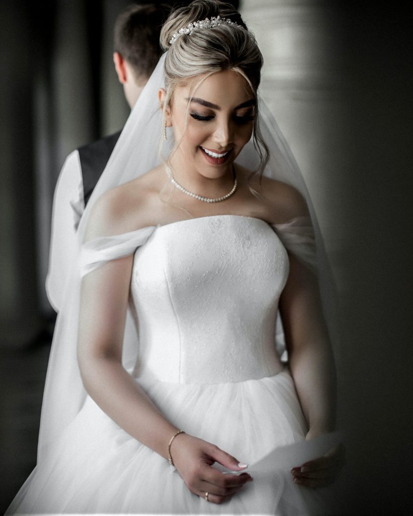 Pexels studio negarin 3673467 scaled 1 1.jpg