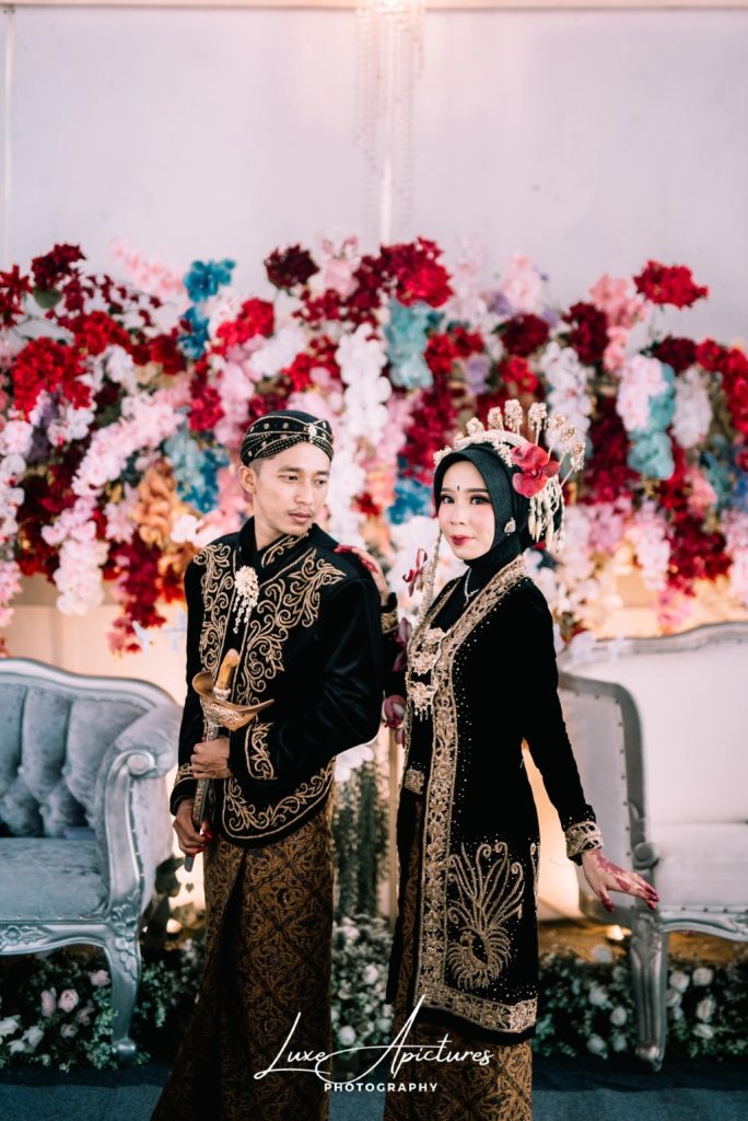 Devi & budi 8