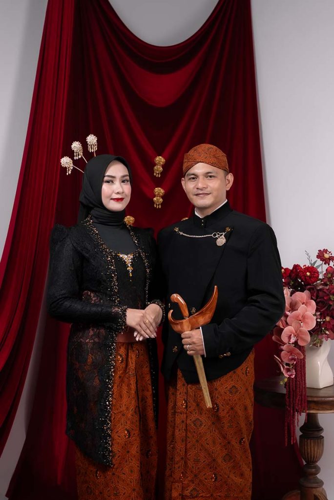 Rina & nurhadi link