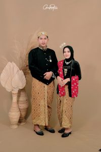 Sri devi & syafrizal 10