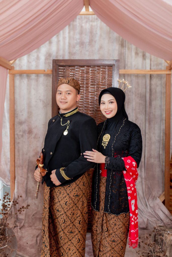 Yasmin & teddy ar rum