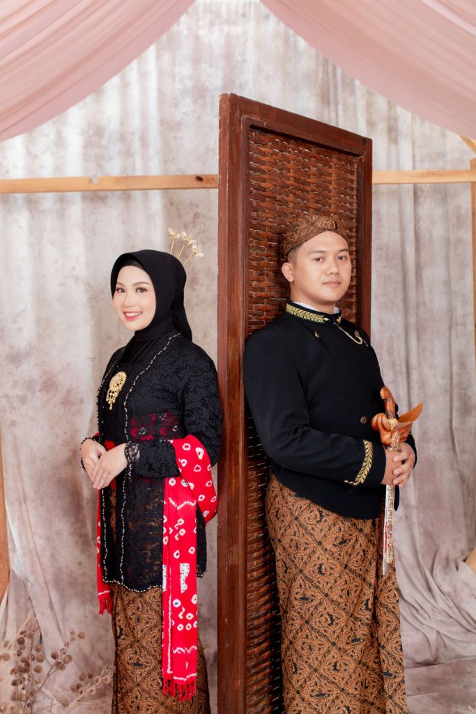 Yasmin & teddy lamaran